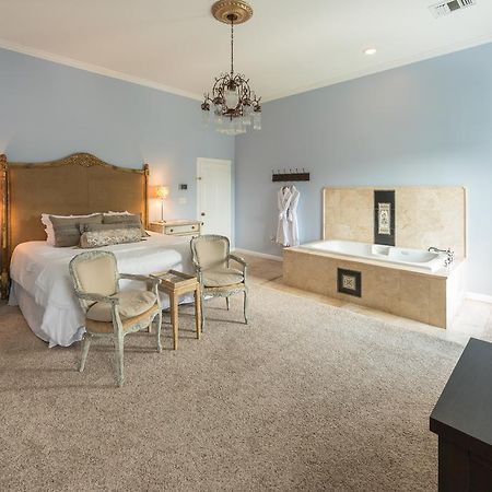 Mosheim Mansion Bed & Breakfast Seguin Exterior photo