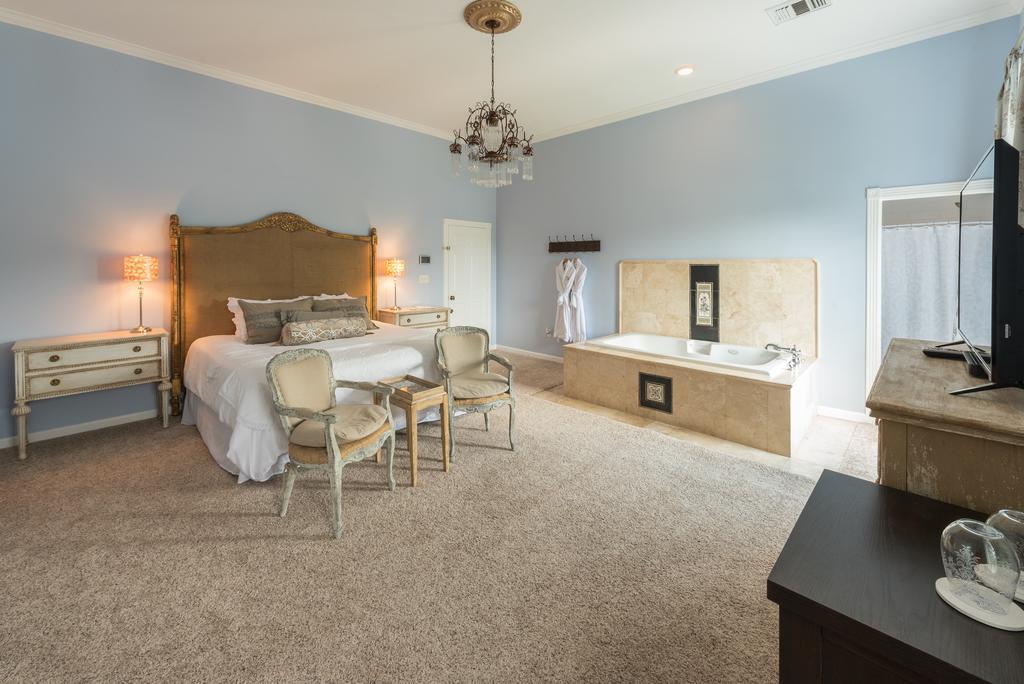 Mosheim Mansion Bed & Breakfast Seguin Exterior photo